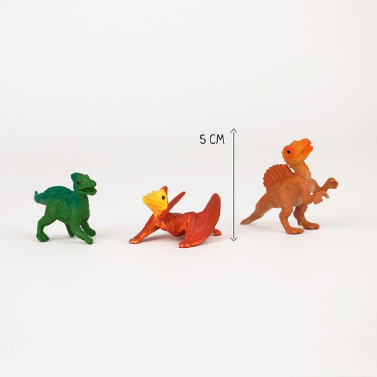 regalos de invitados de cumpleaños para bolsa sorpresa o piñata: 10 mini figuritas de dinosaurios